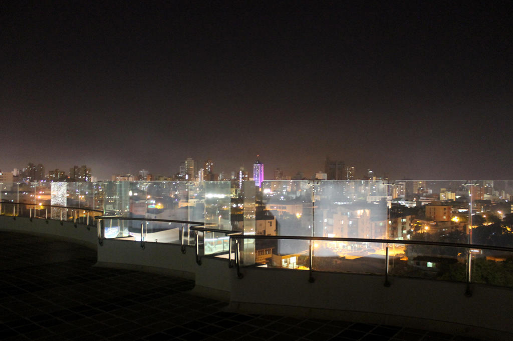 中庭广场酒店 巴兰基亚 外观 照片